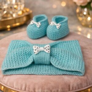 Turquoise baby knit booties and matching headband set with polka dot bow